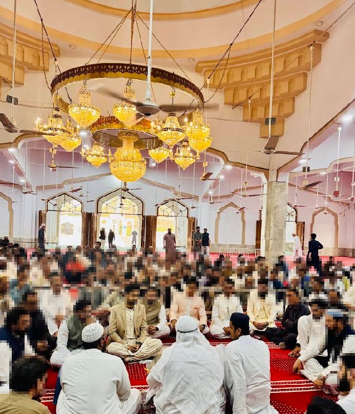 Bayan gathering at Bait ul Mukarram