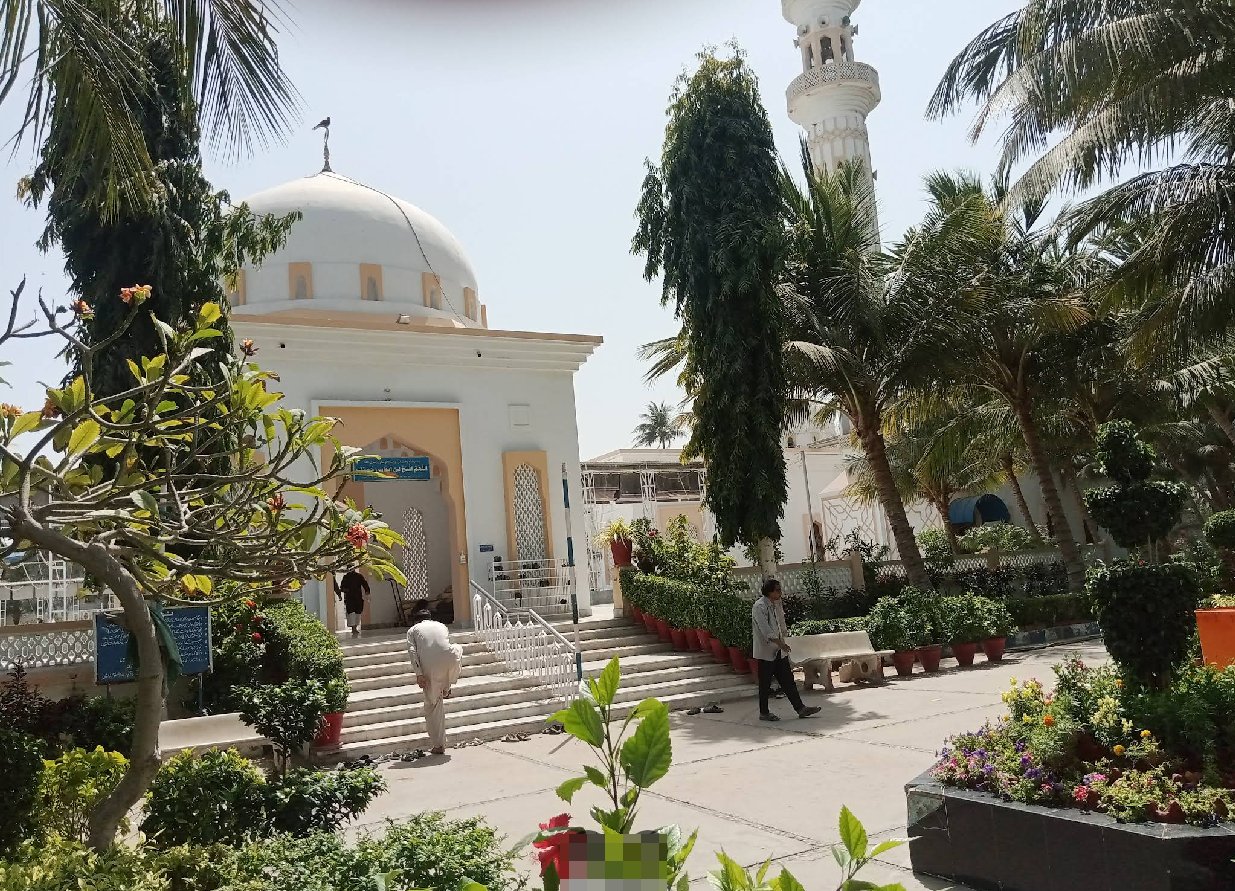 Dome and gardens of Bait ul Mukarram